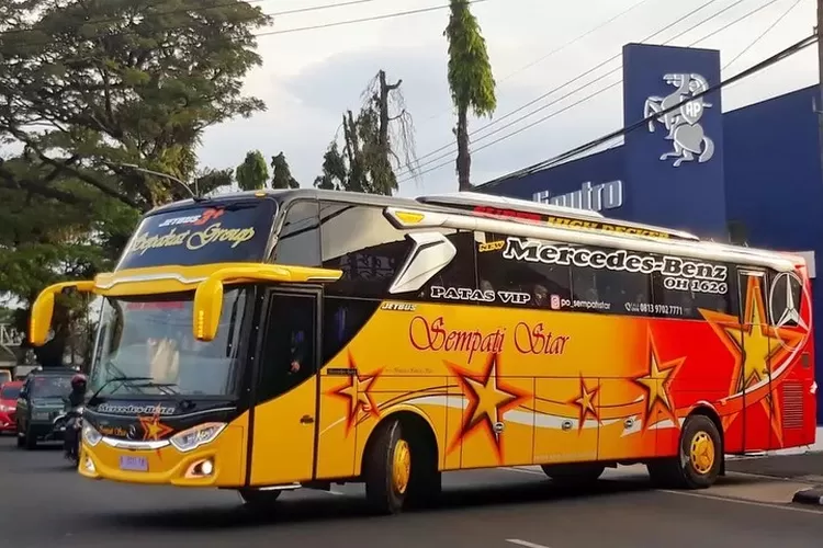  Hampir semua PO Bus di Sumatera memilih sasis Bus dari Eropa yaitu Mercedes Benz.  (Instagram @bissumatera.)
