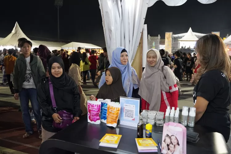 MS Glow launching produk baru di Pekan Raya Kendal (foto: dokumentasi MS Glow)