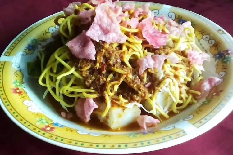 Mengenal Makanan Khas Padang Katupek pical,Berikut Resepnya: Cocok buat yang Suka Rasa Berempah/Correcto.id