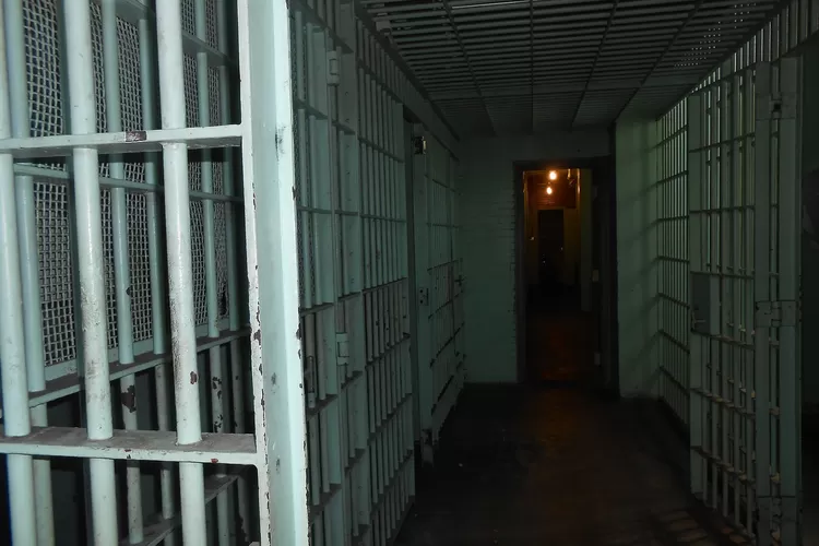  Ilustrasi di Penjara Karena Tindakan Korupsi (pixabay.com)