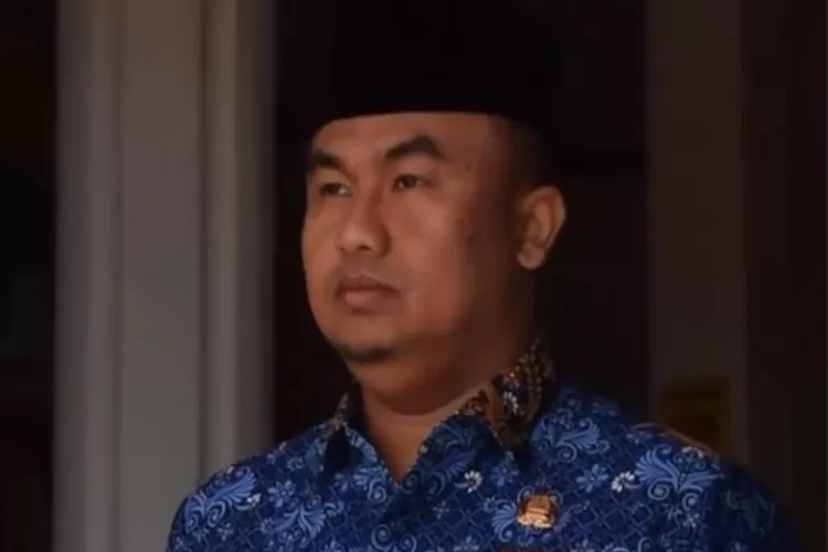 Bupati Dharmasraya Sutan Riska Tuanku Kerajaan merupakan bupati termuda di Sumatera Barat (Instagram @sutanriska)