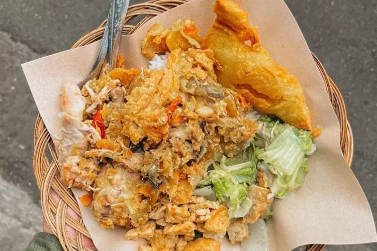 ilustrasi geprek bu rum, geprek paling enak di Jogja (Tangkapan layar IG @jastipbyzevoria)