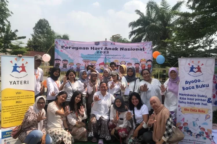 Peringatan Hari Anak Nasional di pelataran ruko Perumahan Permata Depok Regency, Kelurahan Ratujaya, Kecamatan Cipayung
