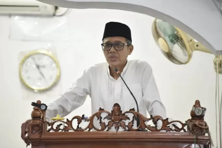 Irwan Prayitno saat memberi kuliah subuh di Masjid Baitul Hikmah, Pangkal Pinang.  (Instagram: @irwanprayitno)