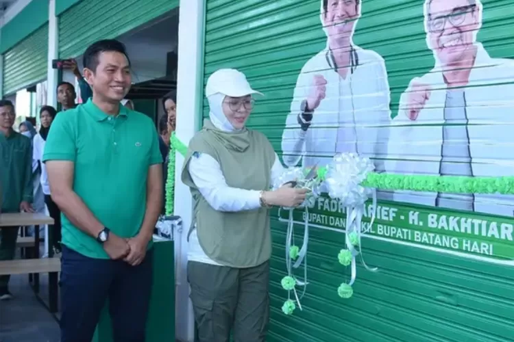 Bupati MFA Resmikan Food Court Pedestarian Sudirman Kota Muara Bulian&nbsp; (Annuza An)