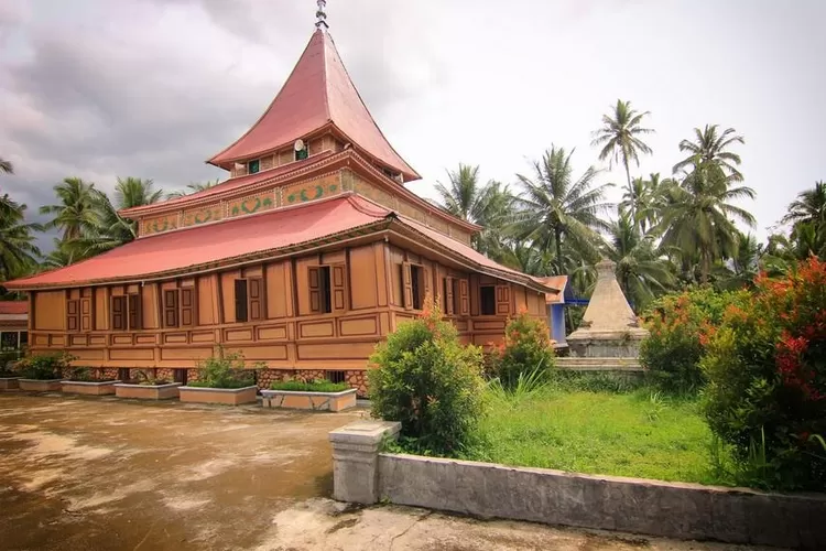 Masjid Tuo Koto Nan Ampek  (Indonesiakaya.com)