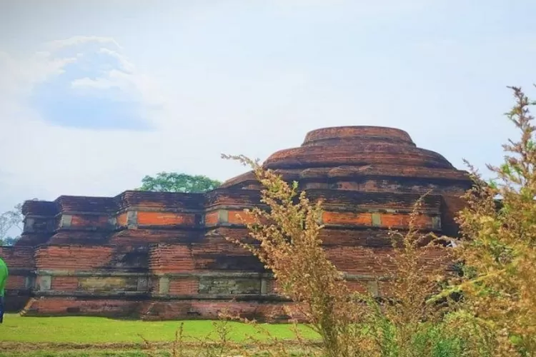 Candi Muara Takus, situs candi Budha tertua di Sumatera  (indonesiatraveler.id)