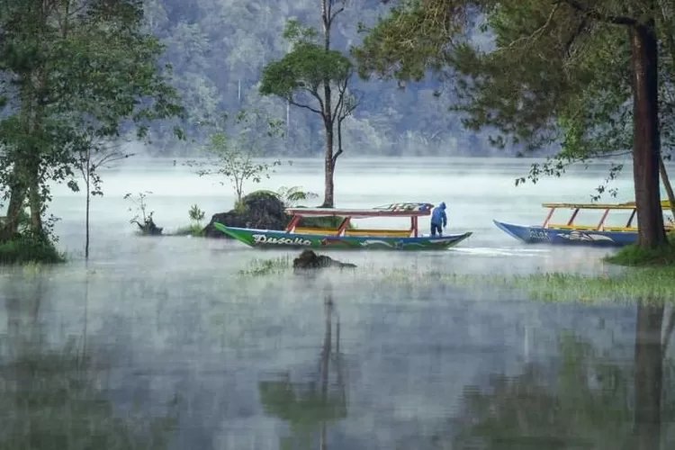 Daya Tarik Situ Patenggang yang wajib diketahui. (Gorajuara/ Instagram/ @wisatasitupatenggang)