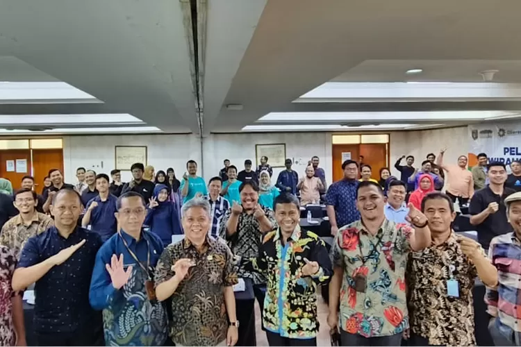 DKUM Kota Depok meluncurkan Program Start up Incubator 2023. Program ini bertujuan untuk menciptakan solusi teknologi yang bermanfaat bagi para UMKM (Pemkot Depok)