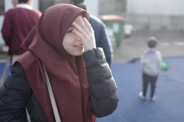 Sienna anak dari Marshanda dan Ben Kasyafani memilih untuk berhijab diusianya baru 10 tahun (instagram @benkasyafani)