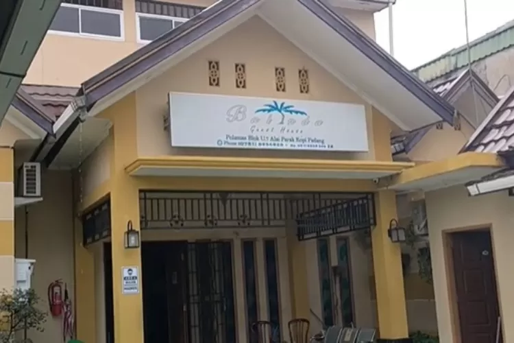 Balinda Guest House, Penginapan Murah di Pusat Kota Padang Dekat Masjid Raya Sumbar (youtube adieputra Official)