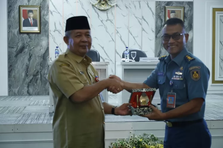 Sekda Burhanudin Apresiasi Kunjungan Para Peserta PKP Angkatan IV TNI-AL Tahun 2023 Ke Kabupaten Bogor. (Photo: Bogorkab.go.id)