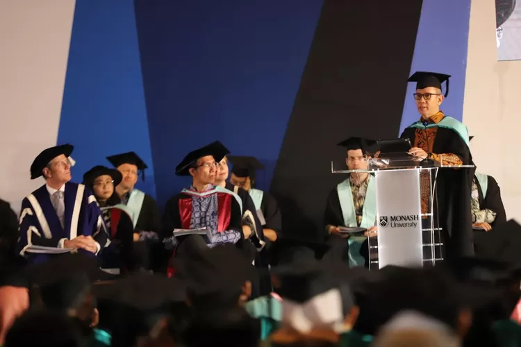 Cetak Sejarah Baru, Monash University Gelar Wisuda dan Rayakan Lulusan