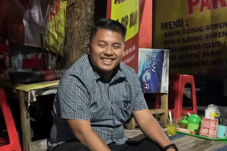 Keterkaitan nasi goreng dengan dicopotnya Ade Bhakti dari Camat Gajahmungkur (IG @adebhakti)