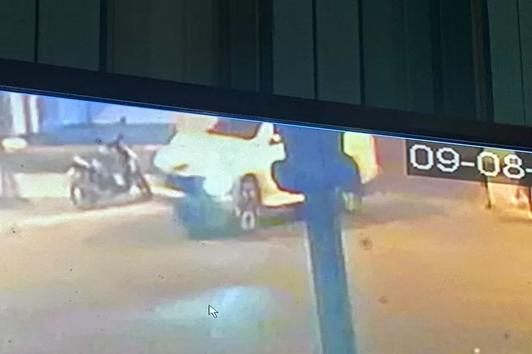 Viral pelaku tabrak lari diduga anak Raja Surakarta (Solo), benarkah?. Foto: Istimewa