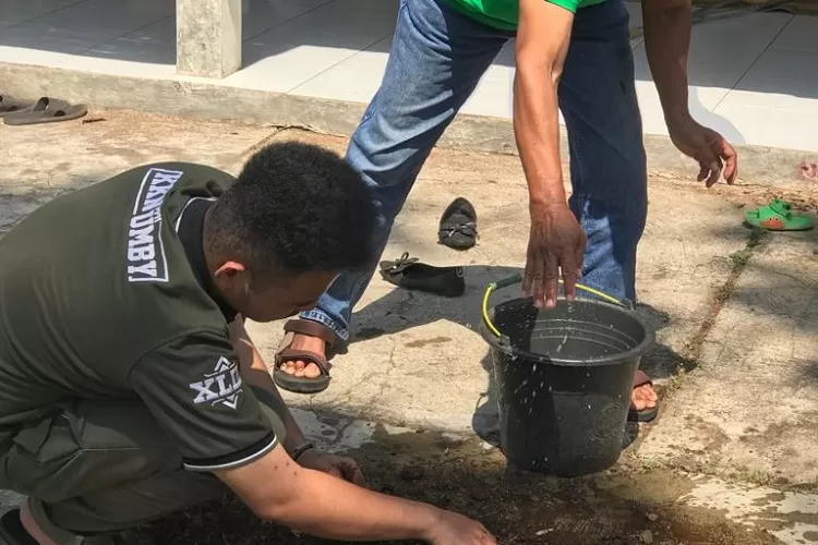 Rangkaian kegiatan mahasiswa KKN PPM UMBY di Jasem Lor, Semanu, Gunungkidul.  (Foto: Dok. Humas UMBY)