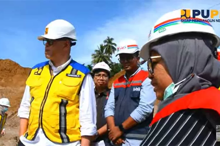 Tol Padang Sicincin ️Dulu Semrawut, Kini Dikebut Ditargetkan Rampung Sebelum Lebaran 2024