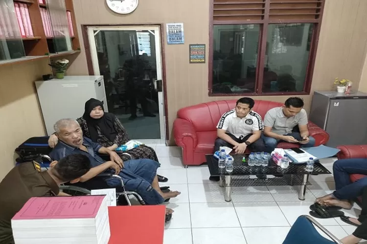 Tersangka korupsi PSR dilimpahkan ke Kejari Langkat, karena berkas perkara sudah dinyatakan lengkap (Realitasonline.id/AA)