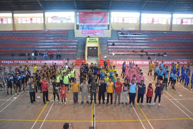 Kampaye dan penyuluhan hukum stop bullying dalam rangka Hari Dharma Karya Dhika, Lapas Terbuka Kendal.  (Edi Prayitno / kontributor Kendal)