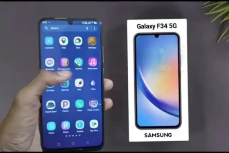 Samsung Galaxy F34 dibanderol murah spek mewah! (Foto : Tangkap layar YouTube HPedia Tech)
