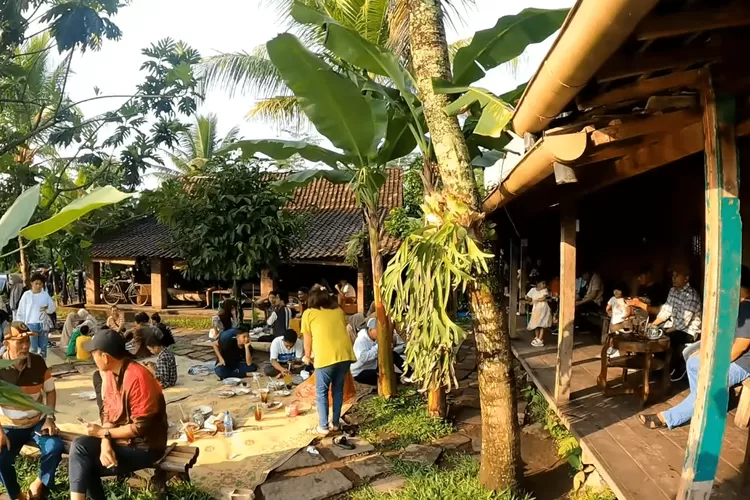 Kopi Klotok Jogja Menikmati Kelezatan Kuliner Tradisional Indonesia