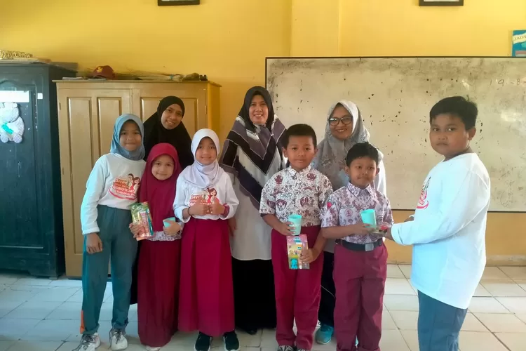 Faizan, Naura dan Gadisya: 3 Dokter Cilik SD Katokkoan Masamba untuk Program Healthier Smiles (Dok. LHR)