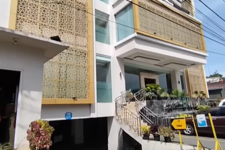 Hotel Grand Bunda, penginapan Bukittinggi (Youtube Bang Mamad)