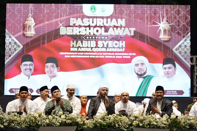 Acara Pasuruan Bersholawat yang dihadiri Erick Thohir (dok tim Erick Thohir)