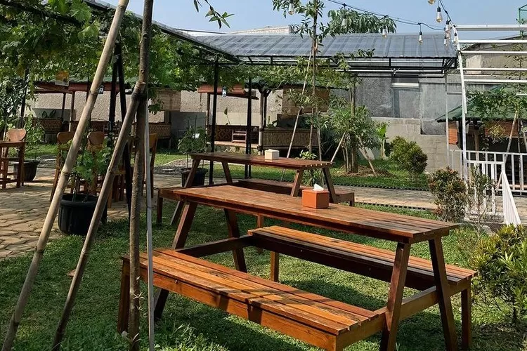 Cafe Ala Garden di Bogor, Ada Menu Baru Sop Kaki Sapi, Lokasi Strategis Cuma 4 Menit dari Terminal Laladon