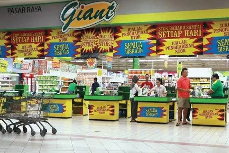 Giant Tutup Selamanya Juli 2021, Begini Nasib Para Karyawan - Ayo ...