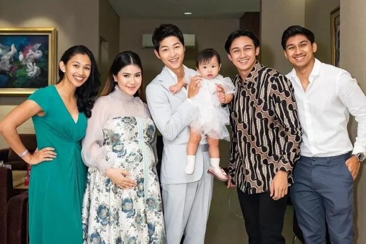 Momen meet and greet Song Joong Ki. Sumber foto : instagram.com/felicyangelista_