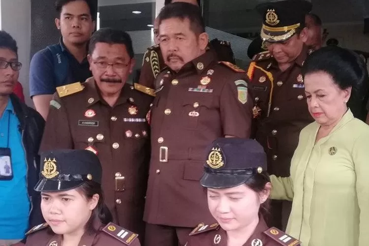 Arsul Sani Serahkan Masalah Jaksa Agung Burhanuddin Dan Mia Amiati Ke ...