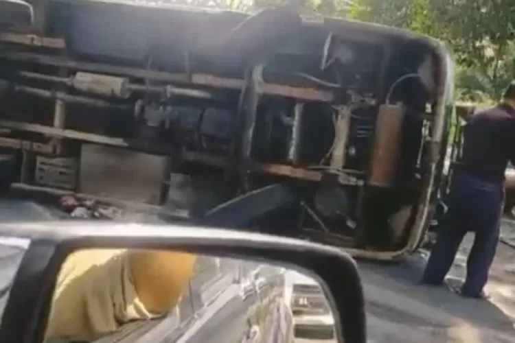 Bus Rombongan Peziarah Kecelakaan Di Yogyakarta, 1 Orang Tewas - Kilat