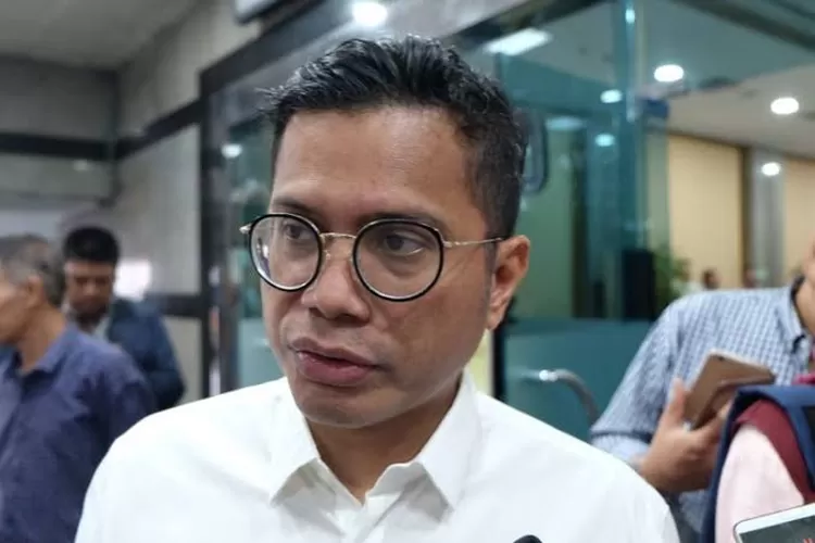 Pahala Nugraha Mansury 001