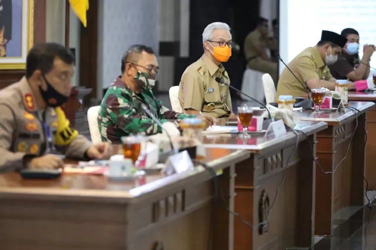 aba5e5ff-c298-4f2c-8c74-3c11be4cdf1b