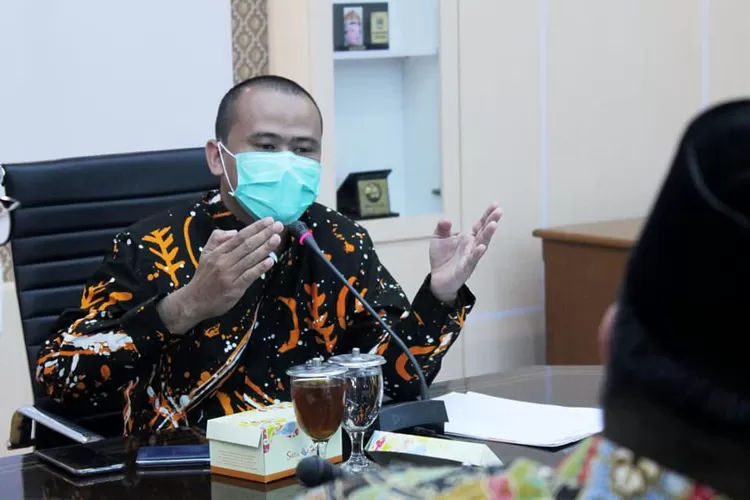 Hadi Santoso Wakil Ketua Komisi D DPRD Jateng 2