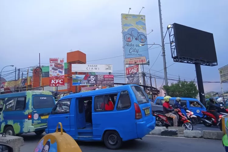 MATI: Videotron di Simpang Ciawi dibiarkan mati, padahal bermanfaat bagi warga