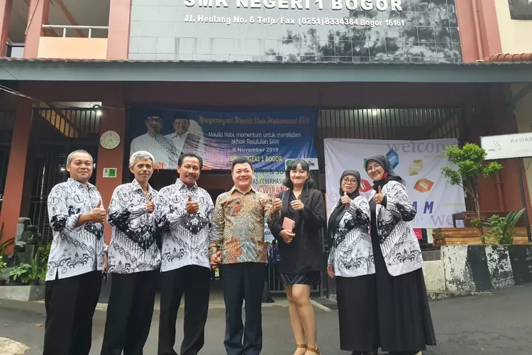 KERJA SAMA: Kunjungan delegasi Dongdutchon Yangju Federation of Teacher Association Korea ke SMKN 1 Bogor, kemarin. SMKN 1 Bogor akan menjalin kerja sama sebagai sister school dengan Sinheung High School, Korea.