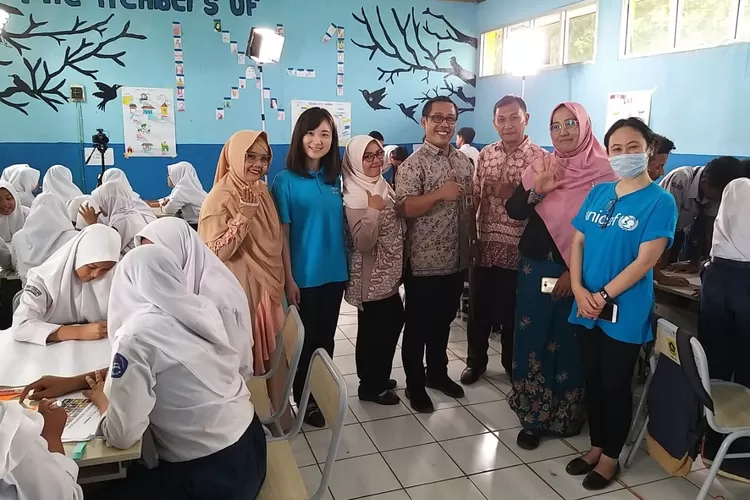 AKRAB: SMPN 3 Leuwiliang menyambut kunjungan perwakilan UNICEF, Sanrio Jepang dan Kemdikbud RI, kemarin.