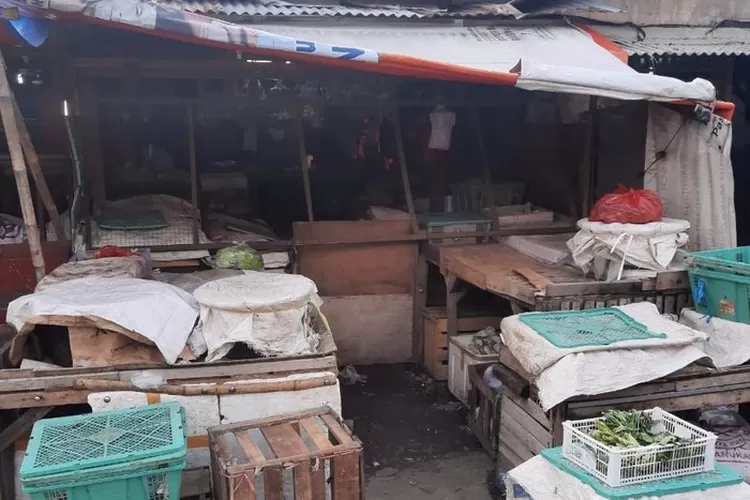 PENAMPAKAN: Ini penampakan TKP, di mana pedagang sayur digigit ular kobra.