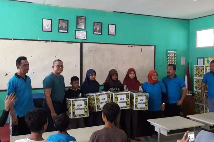 PERMUDAH: Disdik Kabupaten Bogor akan mempermudah warga yang kehilangan ijazah untuk dibuatkan penggantinya.