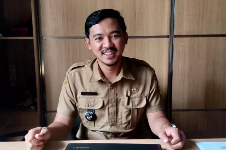 MOCH DATUL KAHFI Kepala Desa Cisalada, Kecamatan Cigombong.