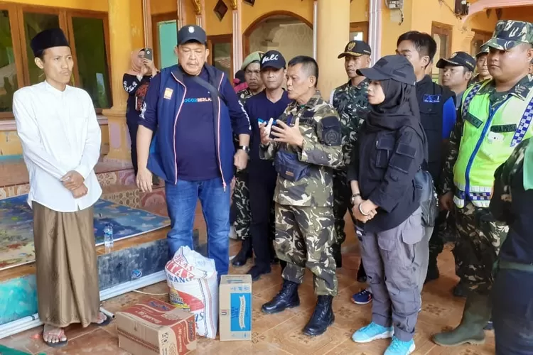 PEDULI: Kedua kalinya PDAM Tirta Pakuan Kota Bogor menyalurkan bantuan logistik untuk korban banjir di Kecamatan Sukajaya, Kabupaten Bogor.