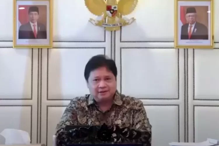 Menteri Koordinator Bidang Perekonomian Airlangga Hartarto, dalam keterangan pers PPKM.