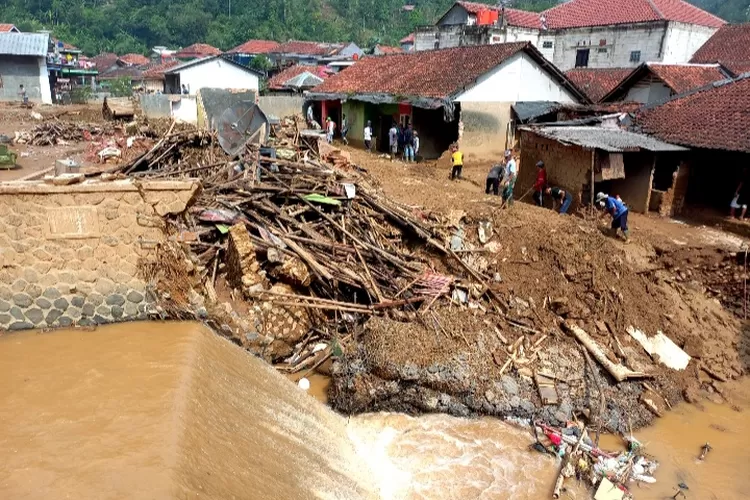 Butuh Waktu Bulan Investigasi Penyebab Banjir Bandang Pamijahan