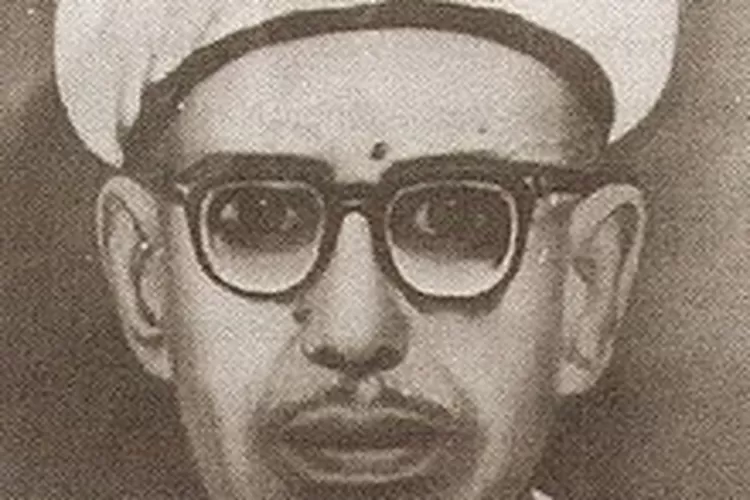 220px-Habib_Idrus_bin_Salim_al-Jufri