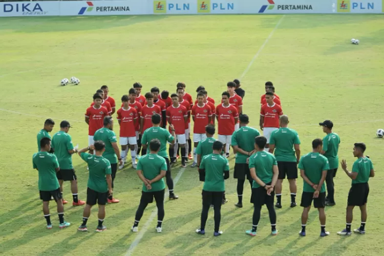 Para pemain terpilih dari 12 kota mengikuti seleksi Tim U-17 Indonesia (PSSI)