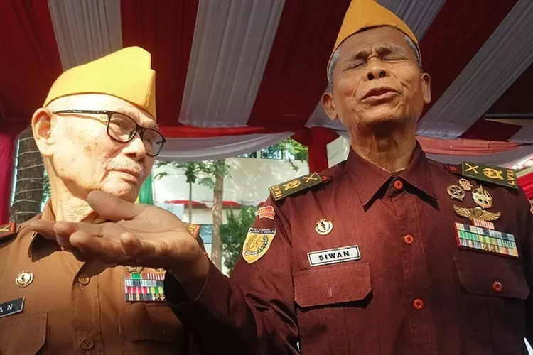 Veteran Depok, Pelda (purn) Siwan nasihati Jokowi soal hinaan Rocky Gerung (HarianHaluan.com)