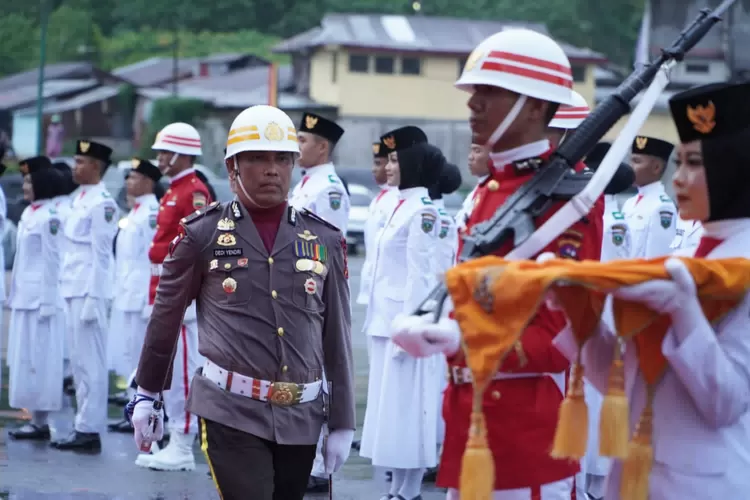 Upacara Penurunan Bendera di Padang Panjang Digelar Tanpa Pasukan (Kominfo Padang Panjang)