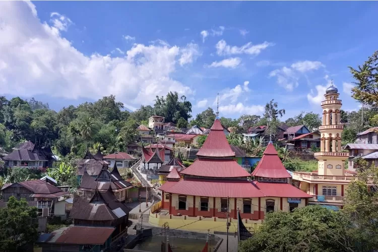 Nagari Tuo Pariangan, desa terindah di dunia yang ada di Sumbar.  (Kemenparekraf )